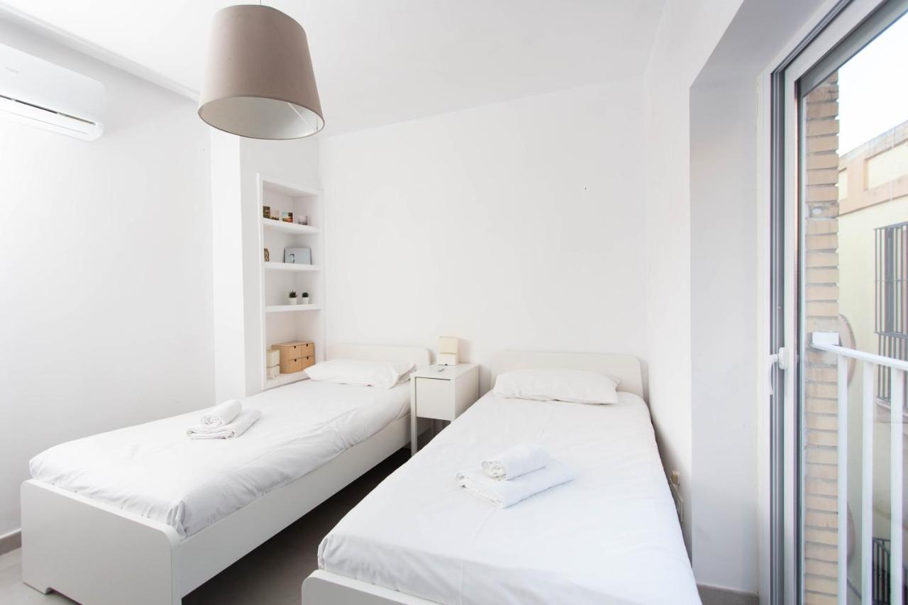 Duplex Penthouse With Terrace By Thegoodtourist Apartment Севиля Екстериор снимка